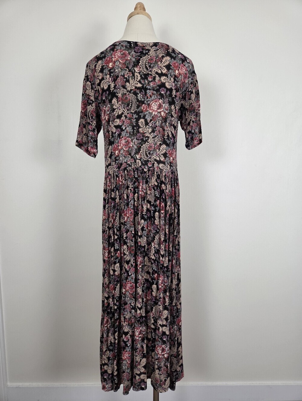 Vintage Floral Rayon Midi Dress Button Up Relaxed Fit Size Medium Boho (r) - Picture 11 of 12